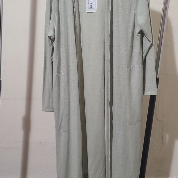 Cardigans - Picture 1 of 7